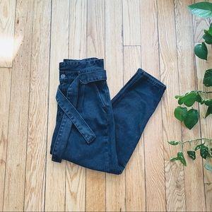 BDG | High-Rise Carrot Jean
